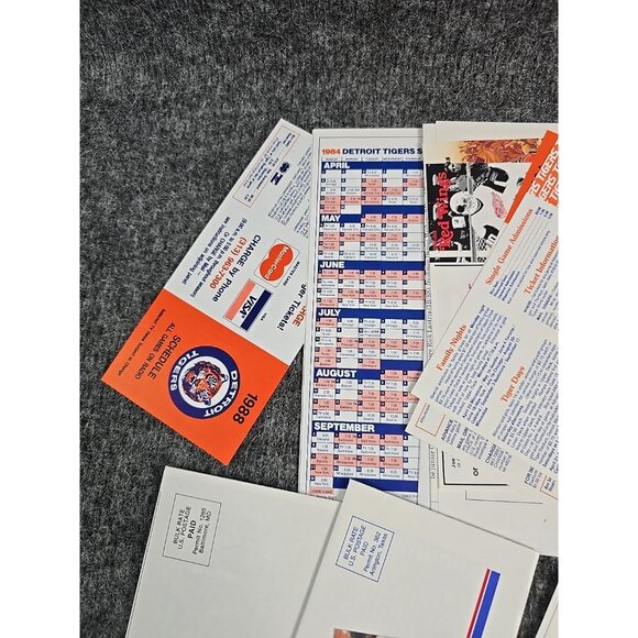 1980s MLB Ephemera Lot Schedules Other Items Giants Tigers Rangers Royals - Picture 7 of 7
